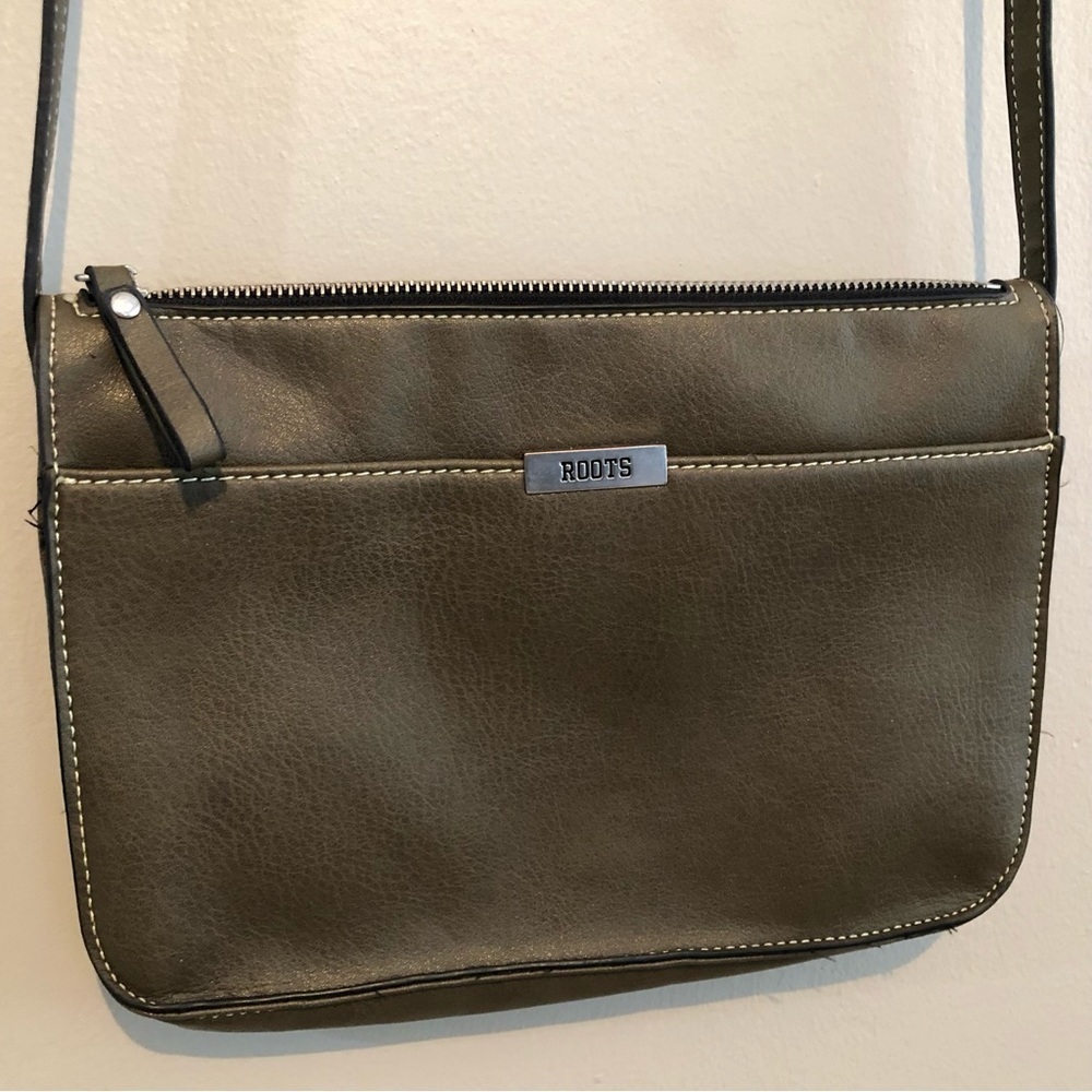 Roots Canada Olive Green Faux Leather Crossbody Bag Adjustable Strap - Picture 3 of 14